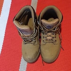 Brahma VGC Brown Lace-Up Boots Women's Size 7 Slip Resistant. Steel Toe.